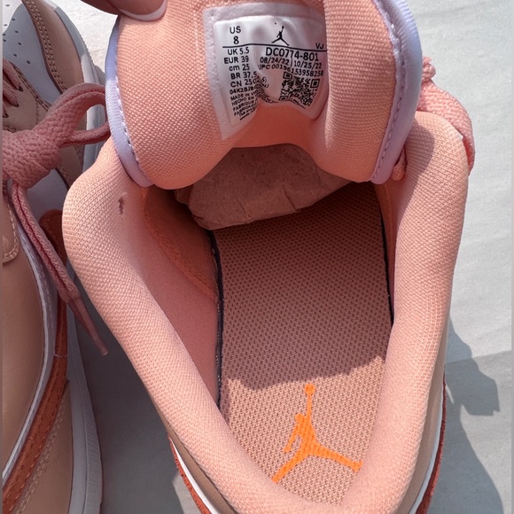 Air Jordan Low WMNs RARE AUTHENTIC SunsetHaze  S8 BNIB never worn - Picture 6 of 11